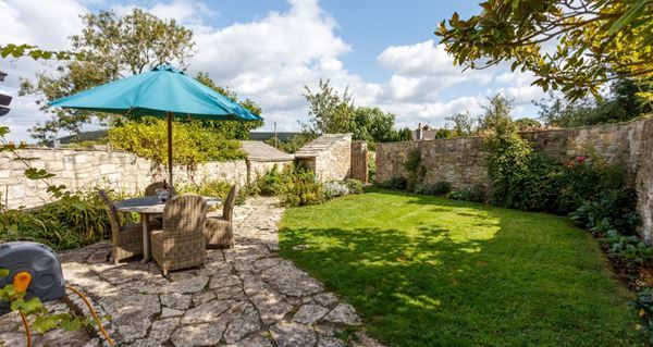 Dog Friendly Accommodation in Dorset