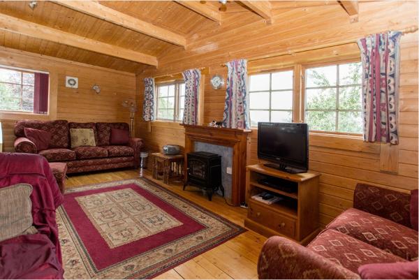 Holly Lodge