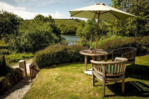 Dog Friendly Accommodation in Cornwall
