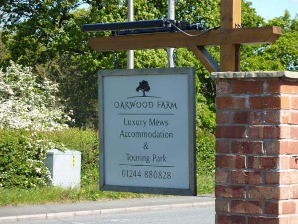 Oakwood Farm Touring Park